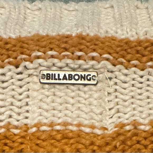 Billabong Striped Tan and Cream Sweater Size Small - Picture 2 of 5